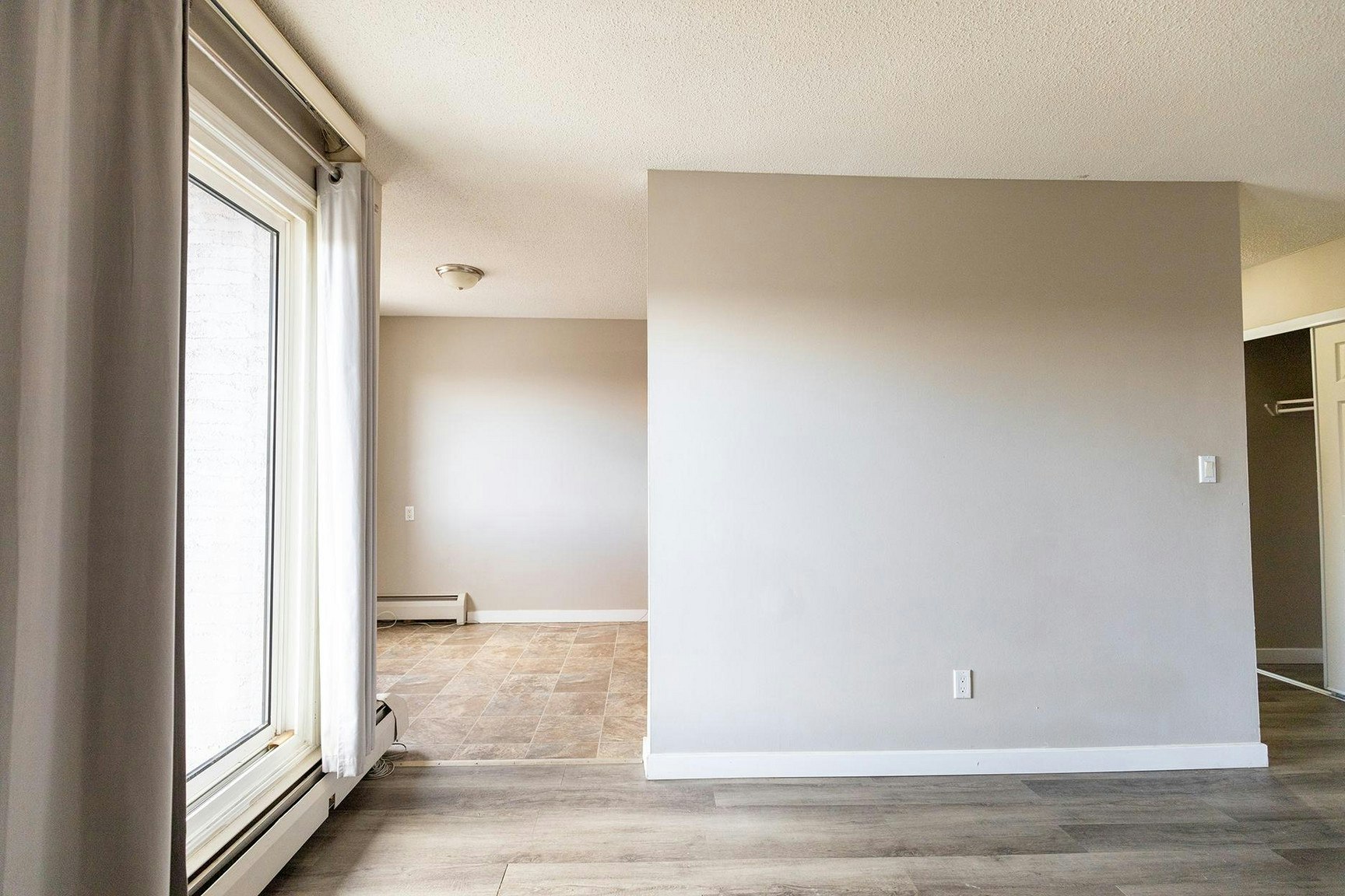 412 Huntsville Crescent NW, Calgary, AB, T2K 5E1 - 17