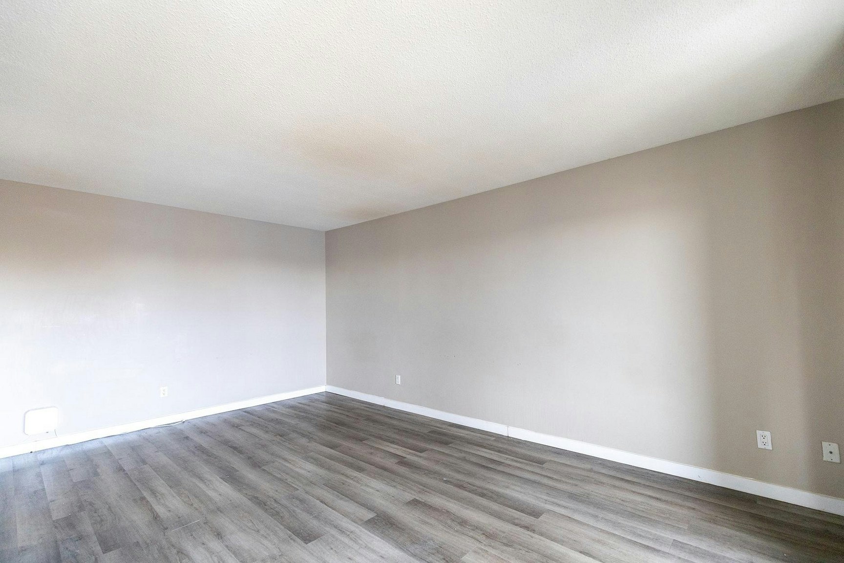 412 Huntsville Crescent NW, Calgary, AB, T2K 5E1 - 19