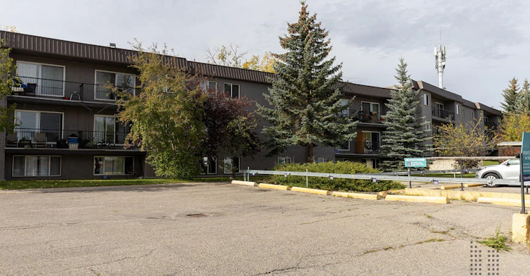 412 Huntsville Crescent NW, Calgary, AB, T2K 5E1 - 15