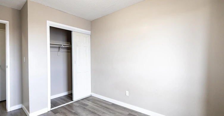 412 Huntsville Crescent NW, Calgary, AB, T2K 5E1 - 24