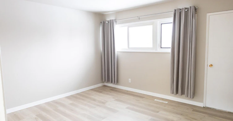 1300 41 Street SE, Calgary, AB, T2A 1K6 - 25