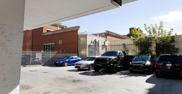 211 14 Avenue SW, Calgary, AB, T2R 0M2 - 18