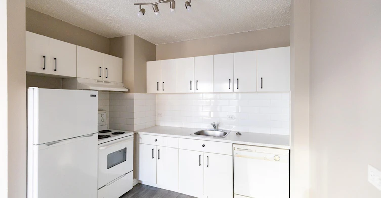 211 14 Avenue SW, Calgary, AB, T2R 0M2 - 23