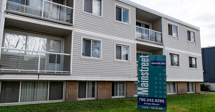 11615 124 Street NW, Edmonton, AB, T5M 0K8 - 11