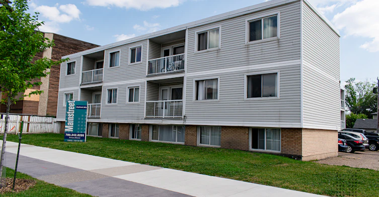 11615 124 Street NW, Edmonton, AB, T5M 0K8 - 2