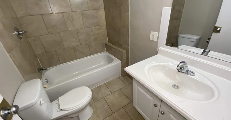 11615 124 Street NW, Edmonton, AB, T5M 0K8 - 13