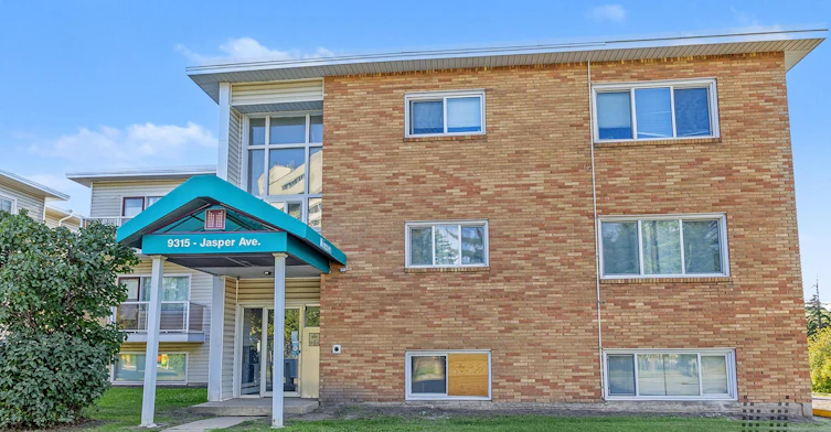 9315 Jasper Avenue NW, Edmonton, AB, T5H 4L8 - 7
