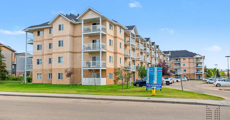 3147 151 Avenue NW, Edmonton, AB, T5Y 3B4 - 2