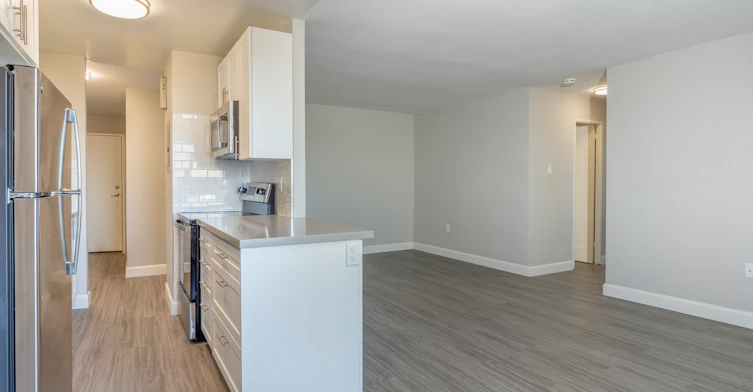301-709-297 Base Line Road West, London, ON, N6J 1W4 - 7