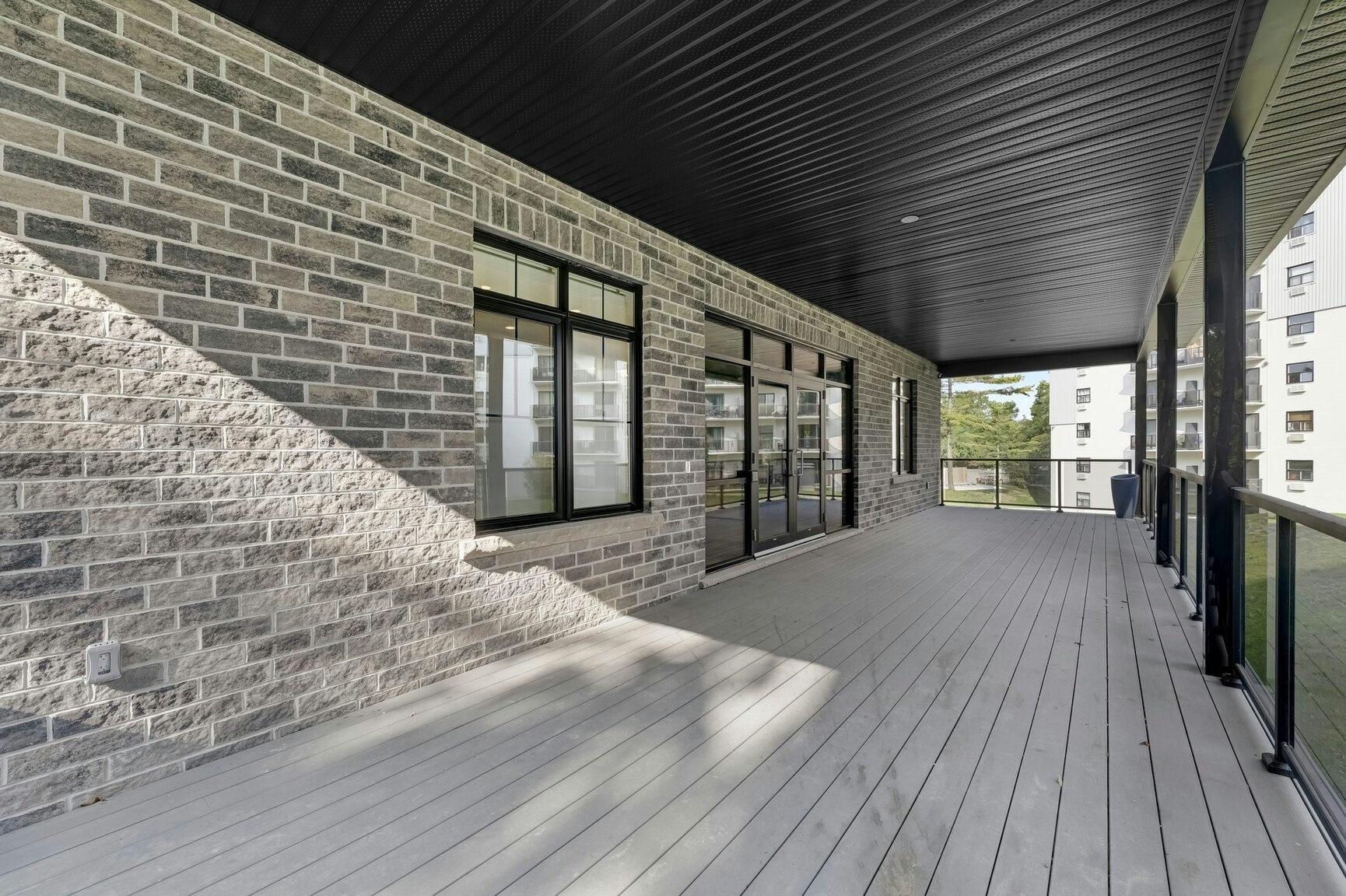 301-709-297 Base Line Road West, London, ON, N6J 1W4 - 24