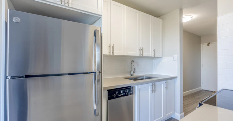 301 Base Line Road West, London, ON, N6J 1W4 - 5