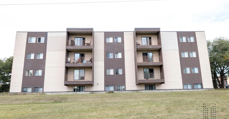 16404 115 Street NW, Edmonton, AB, T5X 3W7 - 16