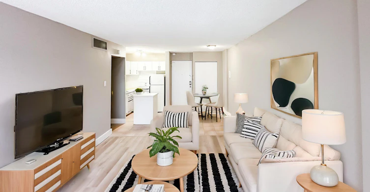 10020 103 Avenue NW, Edmonton, AB, T5J 0G8 - 34