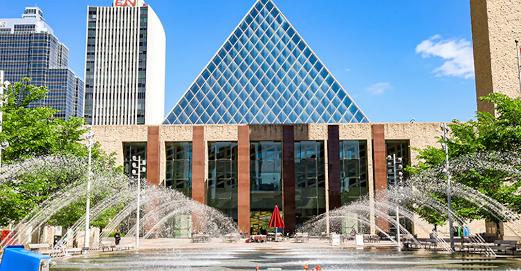 10020 103 Avenue NW, Edmonton, AB, T5J 0G8 - 41