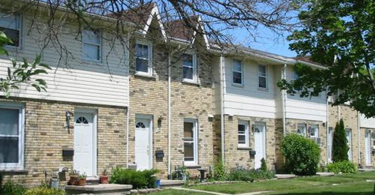 820 Huron Street, London, ON, N5Y 4H9