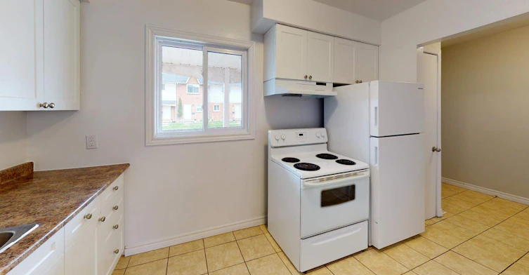 820 Huron Street, London, ON, N5Y 4H9 - 2