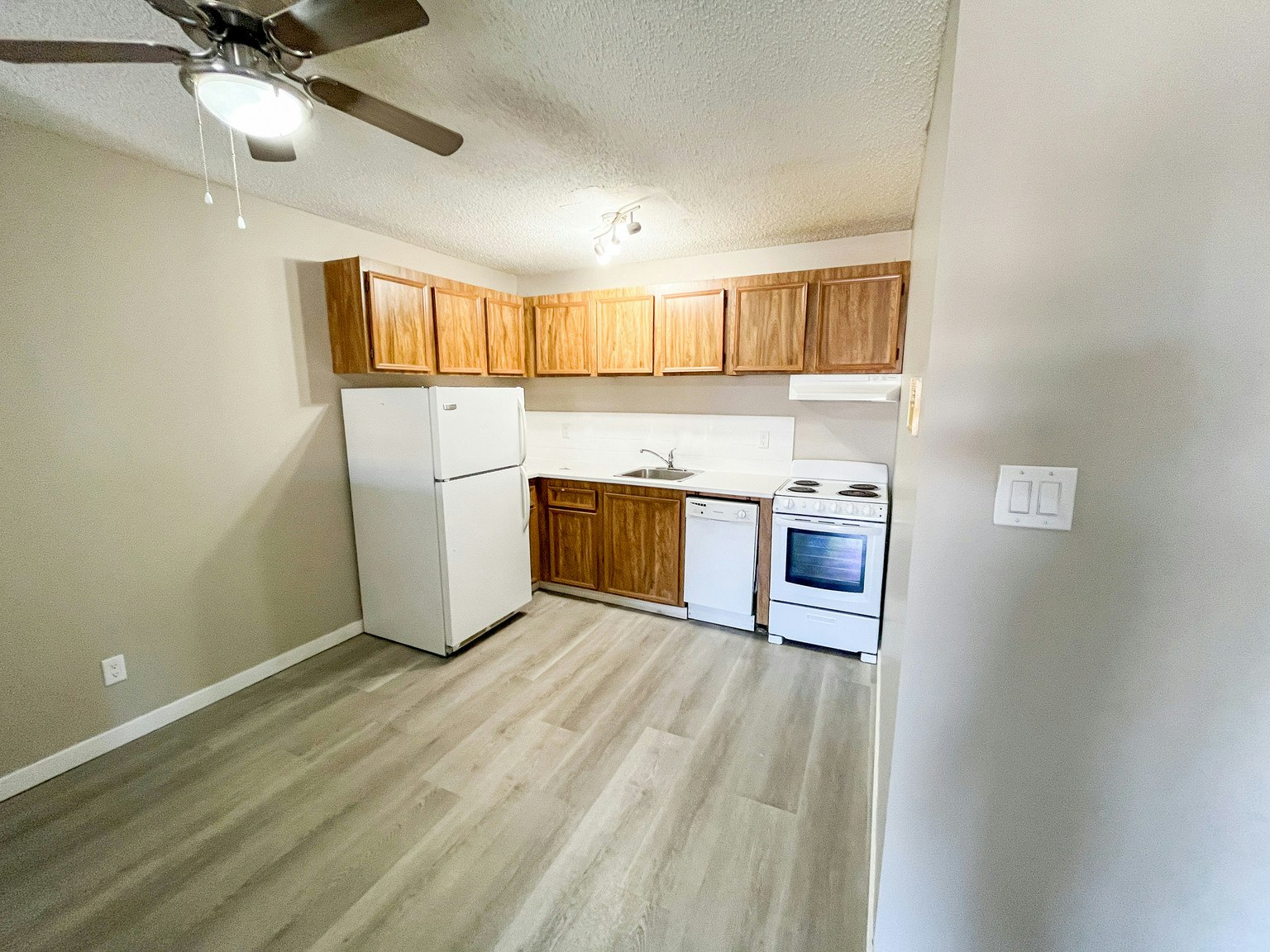 906 Duchess Street, Saskatoon, SK, S7K 6K3 - 13