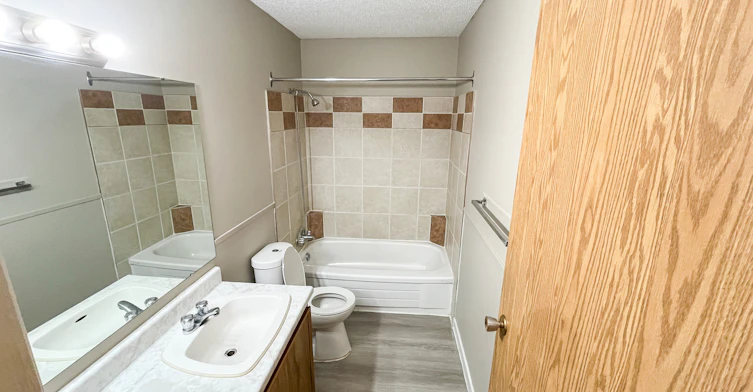 906 Duchess Street, Saskatoon, SK, S7K 6K3 - 17