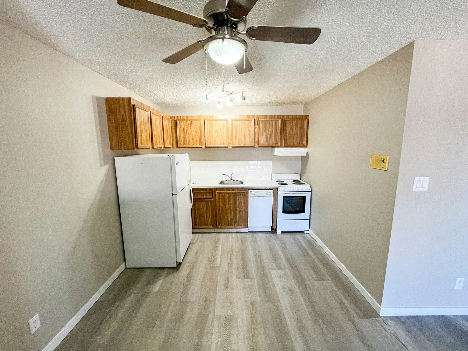 906 Duchess Street, Saskatoon, SK, S7K 6K3 - 14