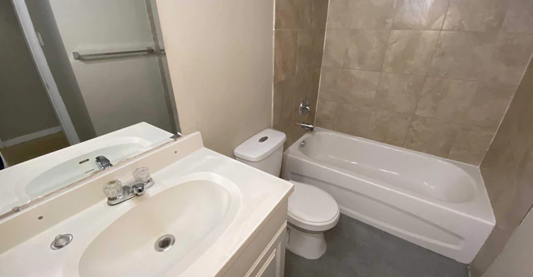127 Street NW, Edmonton, AB, T5M 0V7 - 8