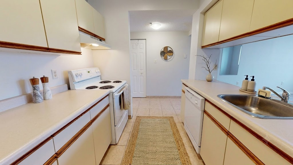 630 Dundas Street, London, ON, N5W 2Y8 - 3