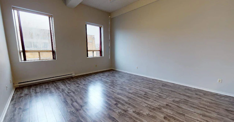 630 Dundas Street, London, ON, N5W 2Y8 - 4