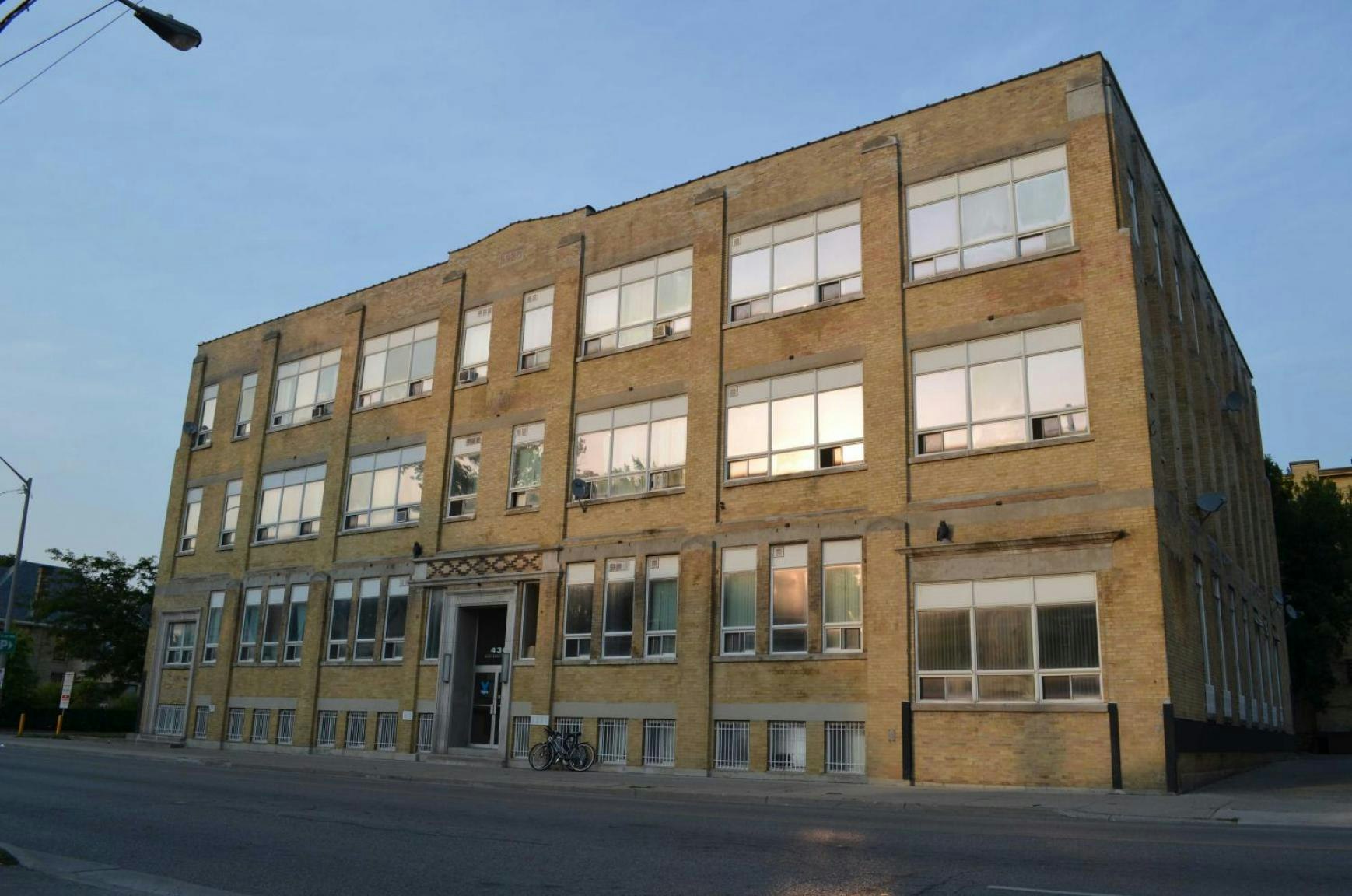 430 Adelaide Street N, London, ON, N6B 3P7