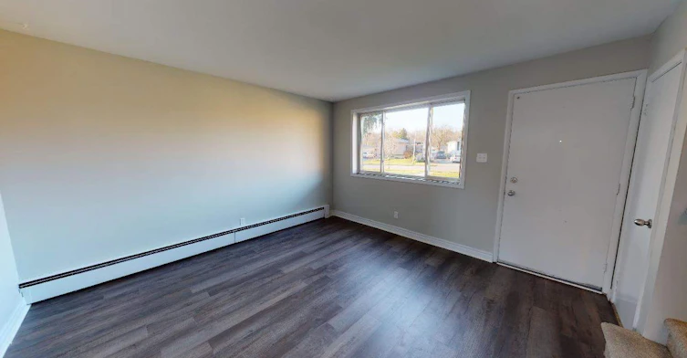 1 Court Lane, London, ON, N5W 1N5 - 2