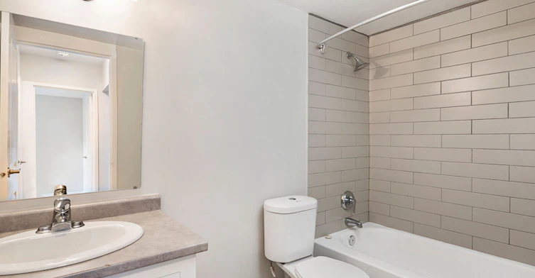 0203-2077 Prospect Street, Burlington, ON, L7R 1Z4 - 25