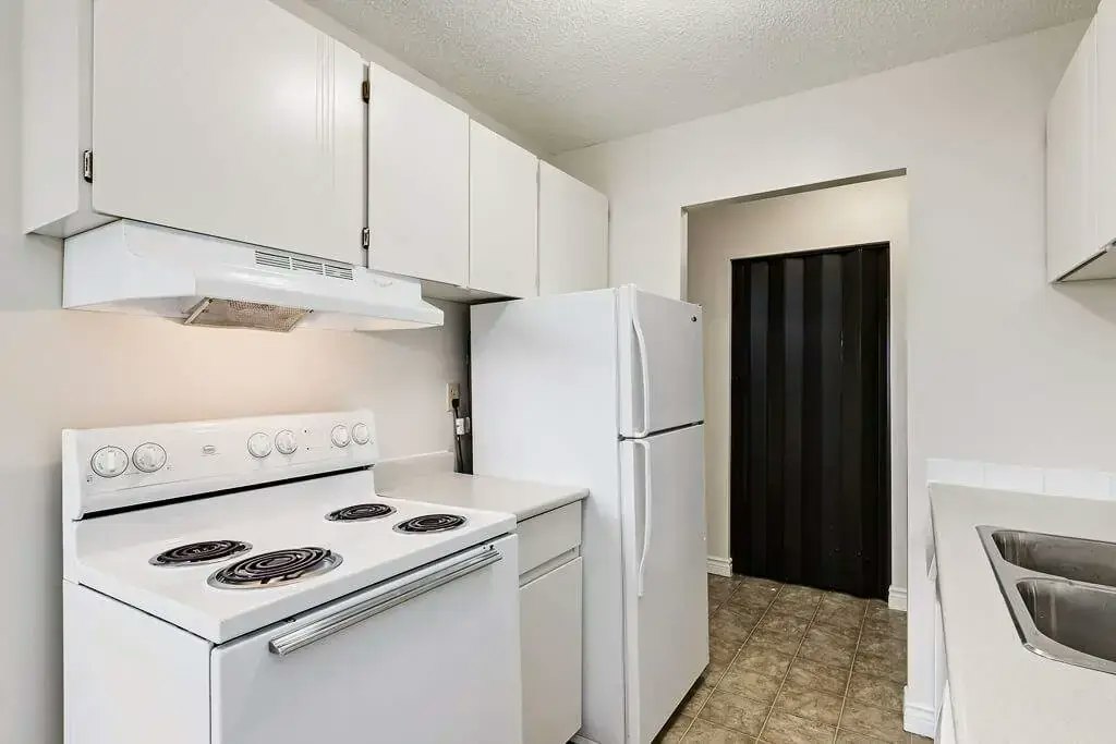 21-1415 20 Street N, Lethbridge, AB, T1H 3P3 - 5