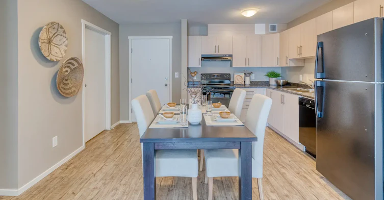 115 Point Boulevard North, Winnipeg, MB, R2V 5B5 - 4
