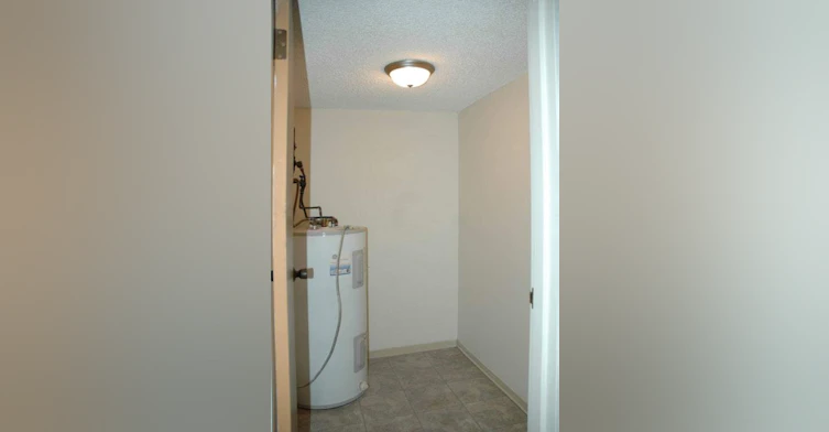 133 B Street, Surrey, BC, V3W 8A3 - 23
