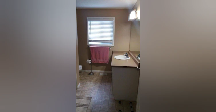 640 Violet Street, Waterloo, ON, N2V 2W2 - 6
