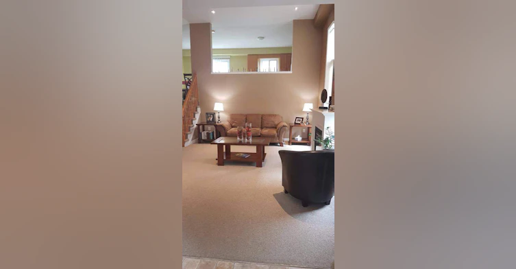 640 Violet Street, Waterloo, ON, N2V 2W2 - 2