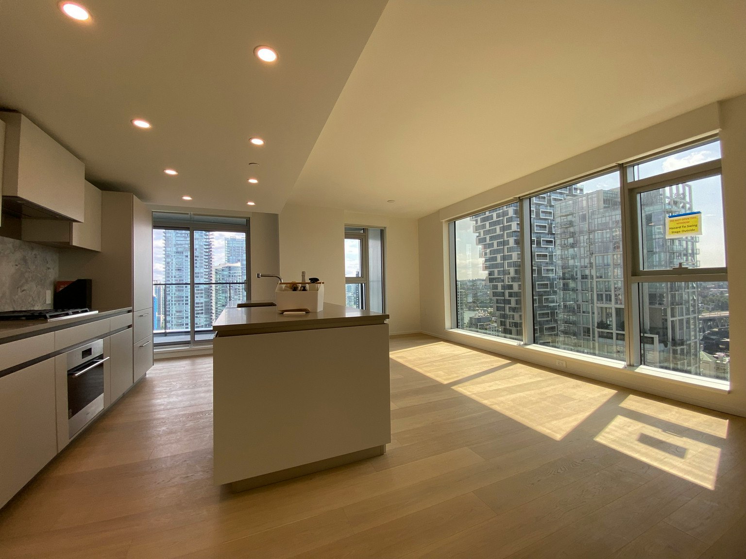 1502-889 Pacific Street, Vancouver, BC, V6Z 1C3 - 3