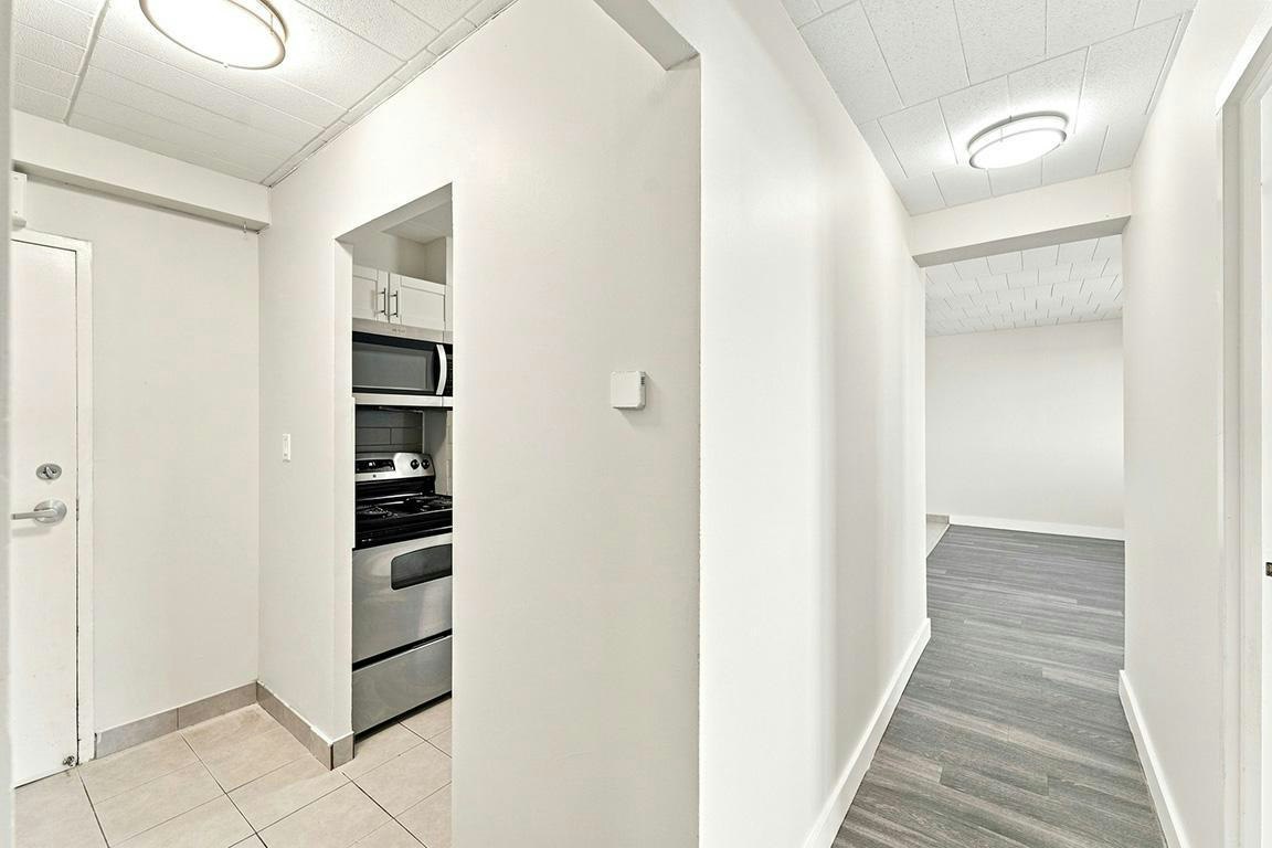 28-209-28 Helen Avenue, Brantford, ON, N3T 5Y8 - 11