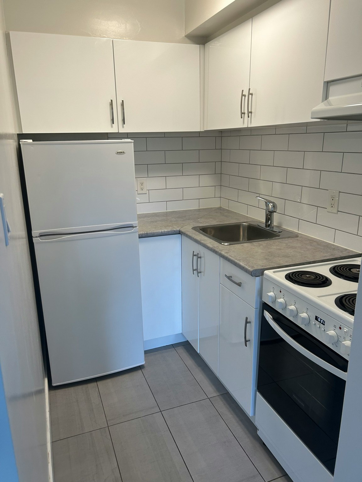 204-1625 West 13th Avenue, Vancouver, BC, V6J 2G9 - 6