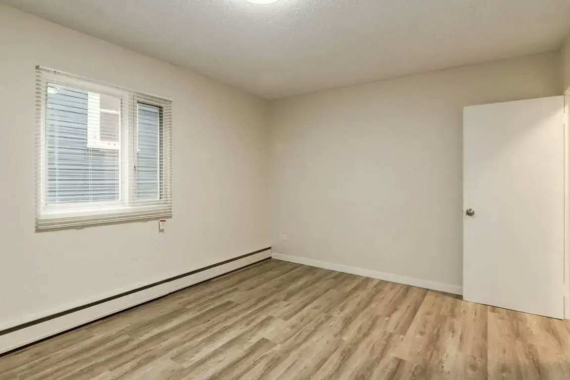 05-1028 13 Avenue SW, Calgary, AB, T2R 0L6 - 14