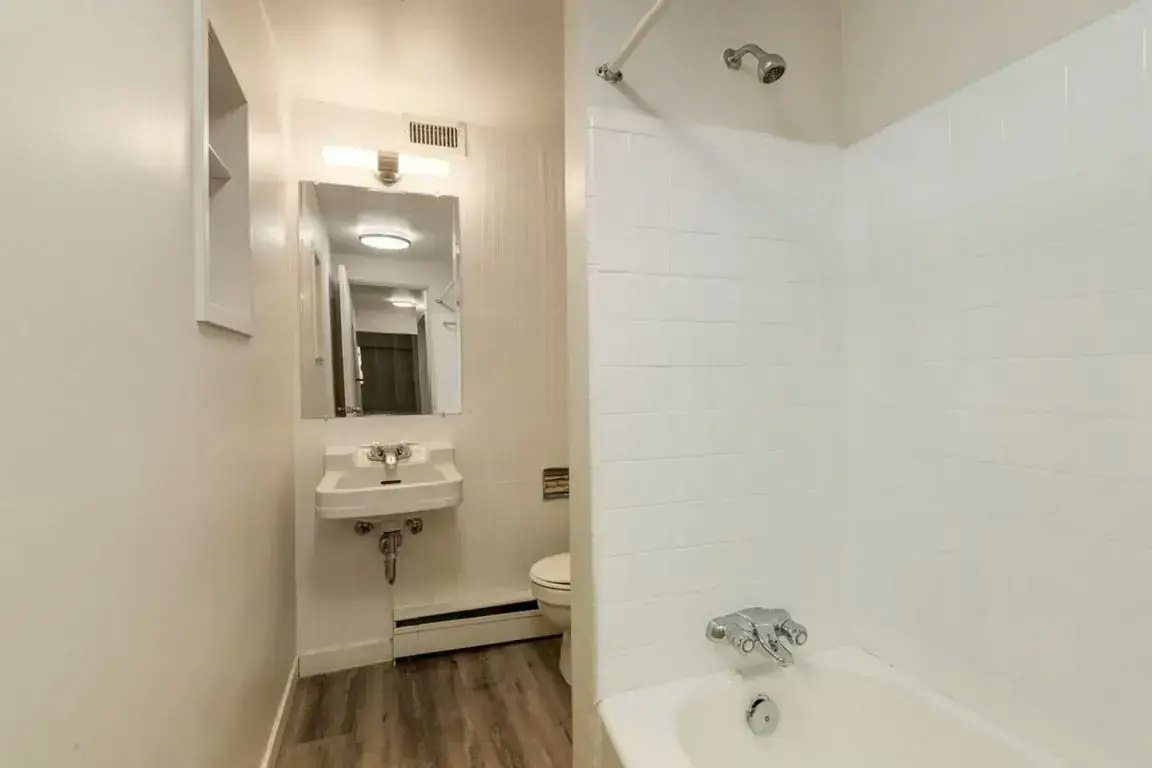 05-1028 13 Avenue SW, Calgary, AB, T2R 0L6 - 15