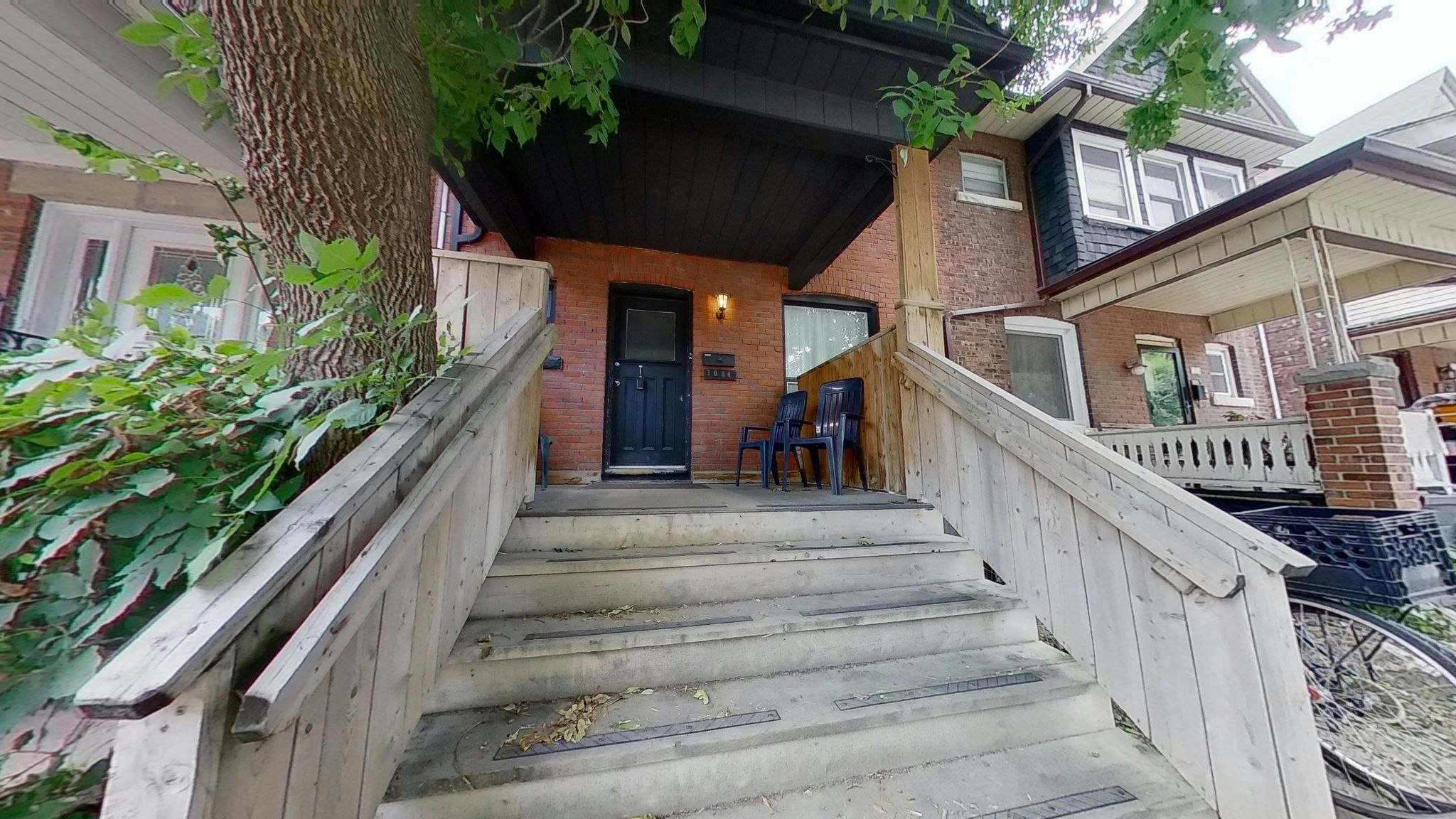 3-1054 Dovercourt Road, Toronto, ON, M6H 2X8