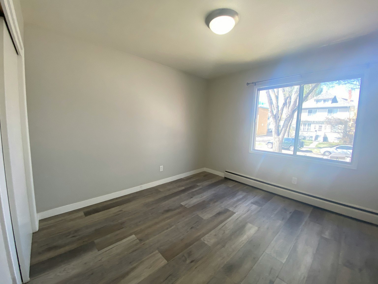 10-10227 119th Street NW, Edmonton, AB, T5K 1Z3 - 2