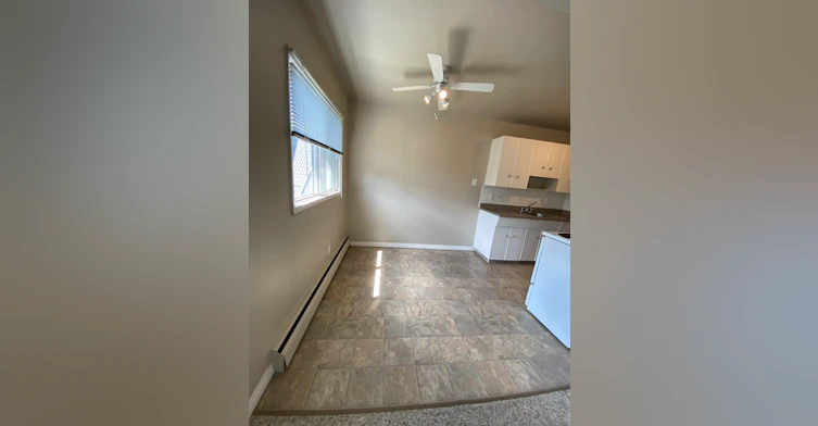 15-10227 119th Street NW, Edmonton, AB, T5K 1Z3 - 3
