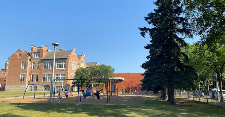 14-10235 119th Street NW, Edmonton, AB, T5K 1Z3 - 4