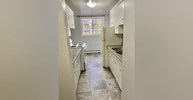 1-10340 122nd Street NW, Edmonton, AB, T5N 1M2