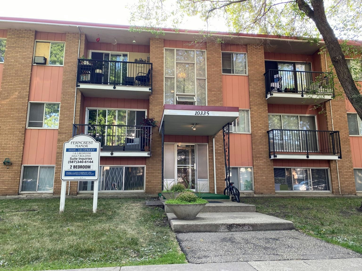 203-10335 123rd Street NW, Edmonton, AB, T5N 1N5