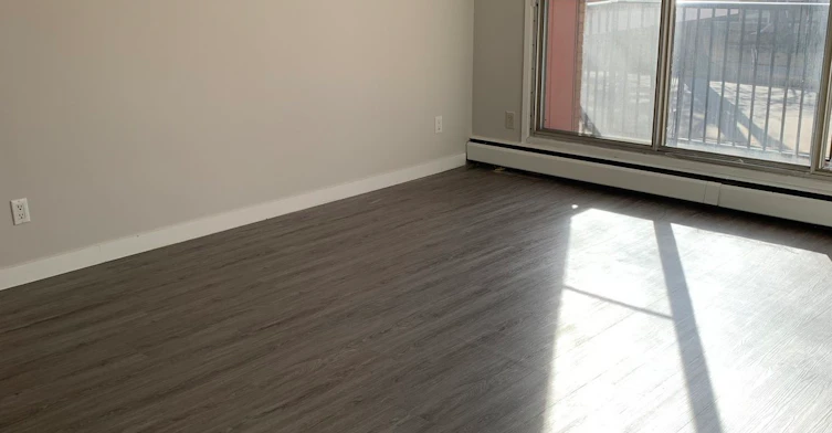 203-10335 123rd Street NW, Edmonton, AB, T5N 1N5 - 5