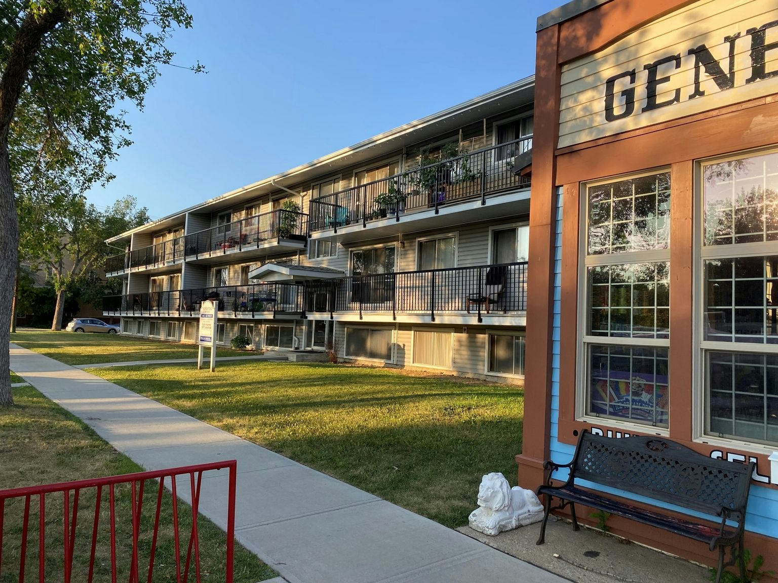 29-10987 127th Street NW, Edmonton, AB, T5M 0T1 - 8