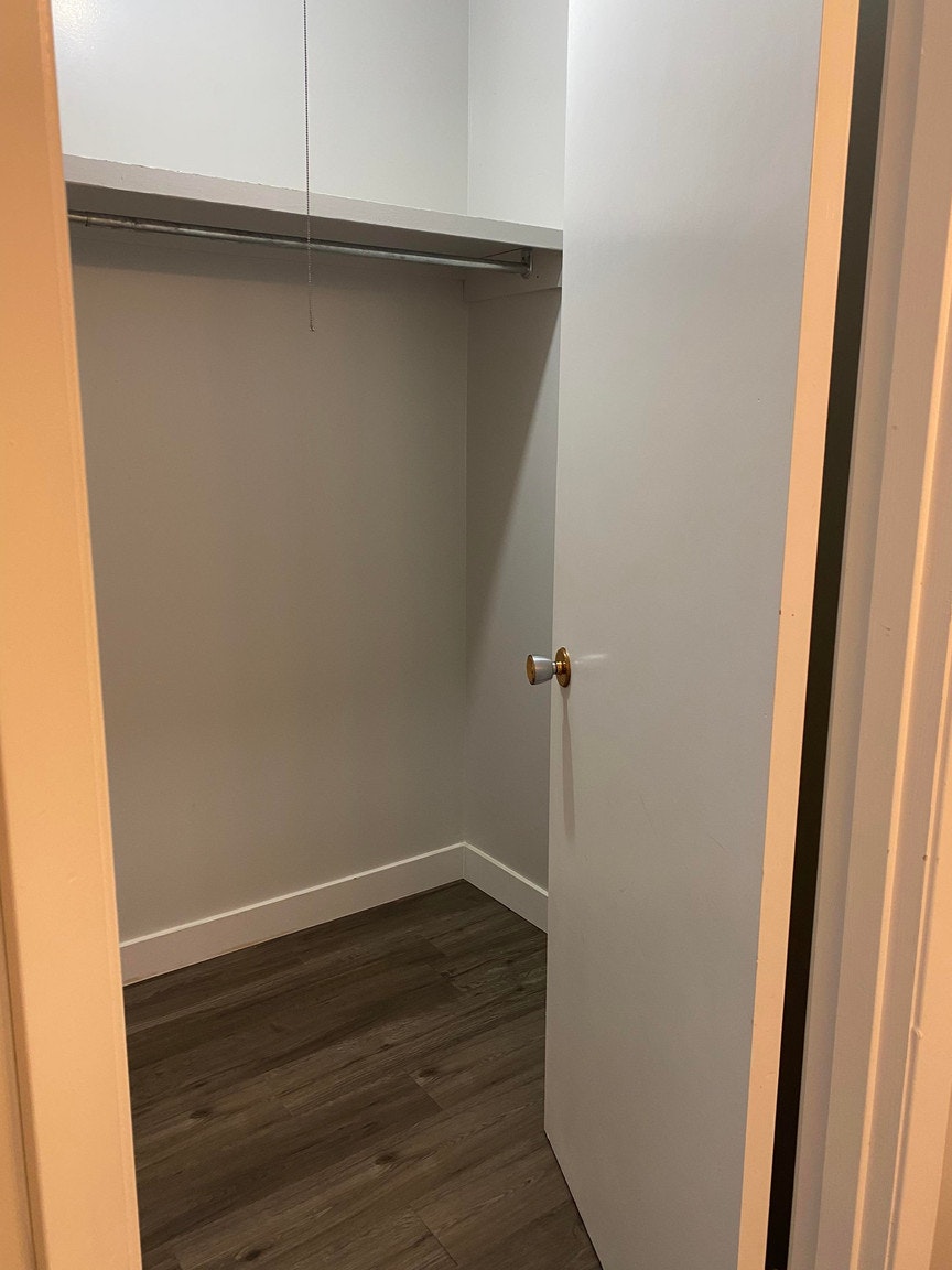 38-10987 127th Street NW, Edmonton, AB, T5M 0T1 - 9