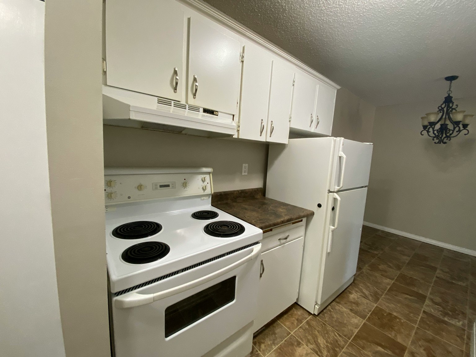 302-16425 109th Street NW, Edmonton, AB, T5X 2K1 3