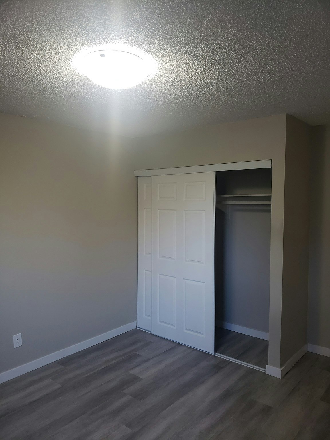 A106-9535 165 Street NW, Edmonton, AB, T5P 3S5 - 5